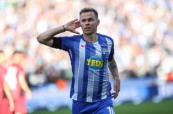 B体育体育网页版入口-柏林赫塔球员表现超凡，继续征战德国足球联赛