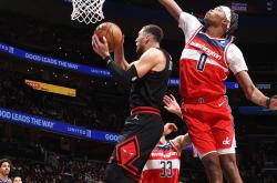 B体育体育在线登录-公牛队大胜篮网队取得赛季首胜