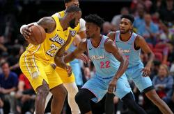 B体育体育网站入口-湖人队再度取胜热火，坦然面对总决赛的简单介绍