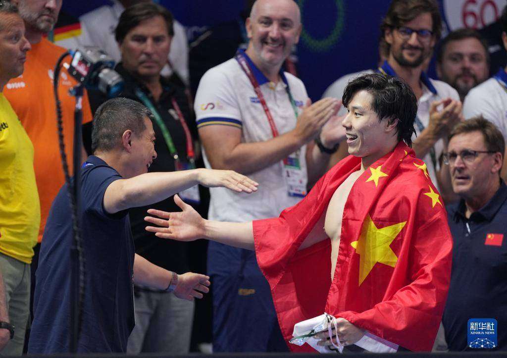 欧洲运动员力挺国家荣誉,获得团体赛金牌的简单介绍 欧洲运动员力挺国家荣誉,获得团体赛金牌的简单介绍