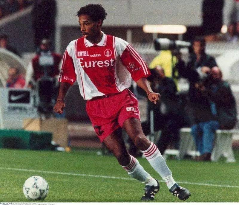 关于摩纳哥中场调整灵活，或将在本赛季大放异彩的信息