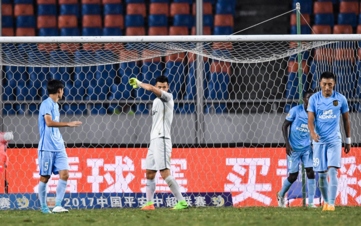 包含河南建业在主场触底反弹，豪取三分的词条