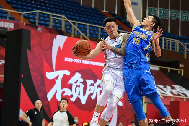 包含上海久事三连胜，卫冕冠军势如破竹！的词条