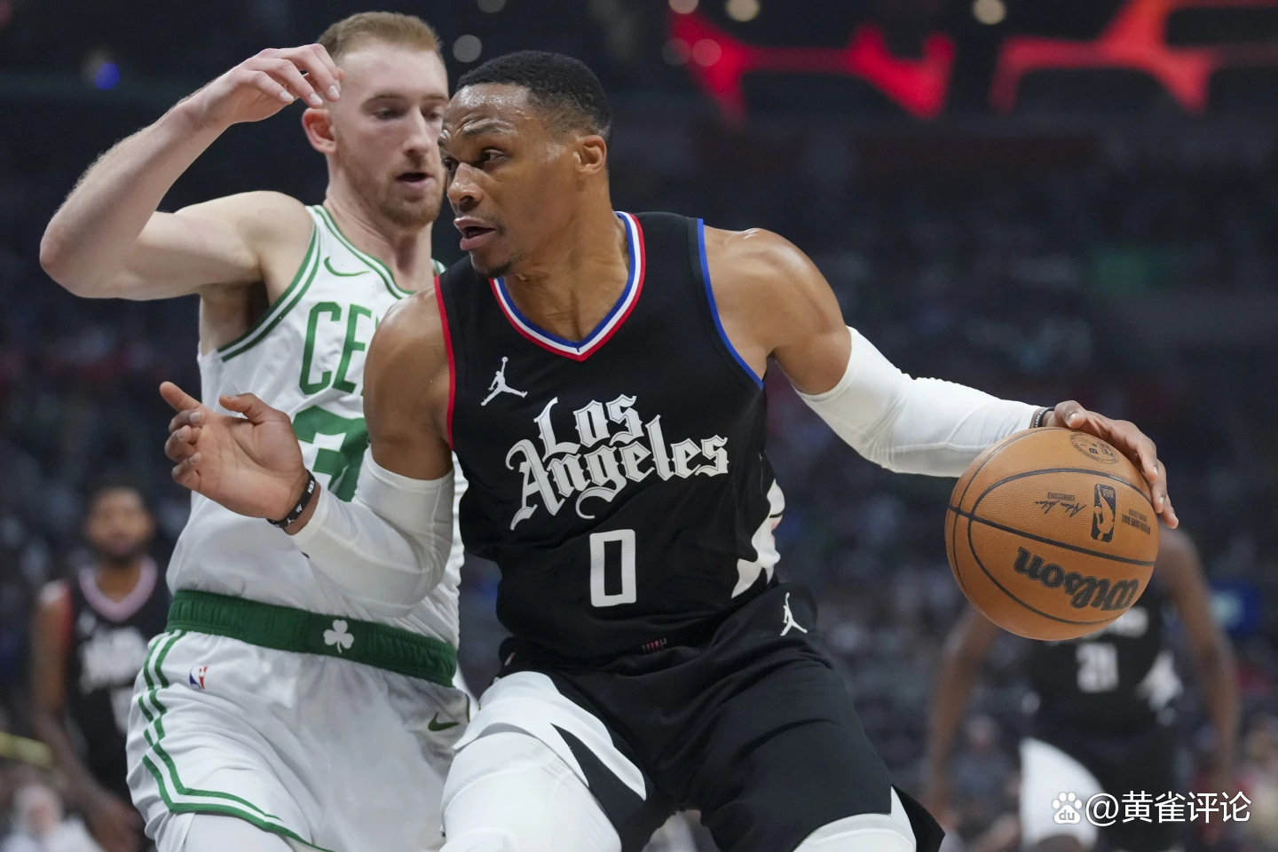 快船客场胜凯尔特人,遭遇两连败 快船客场胜凯尔特人,遭遇两连败