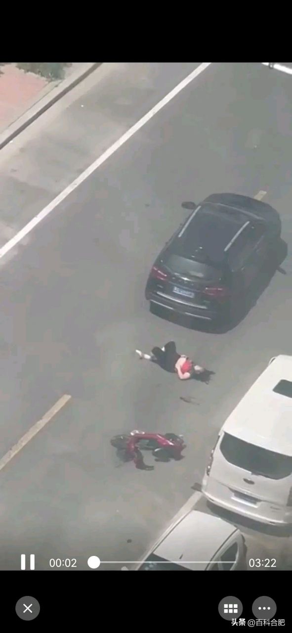 球员反复碾压对手，获得胜利