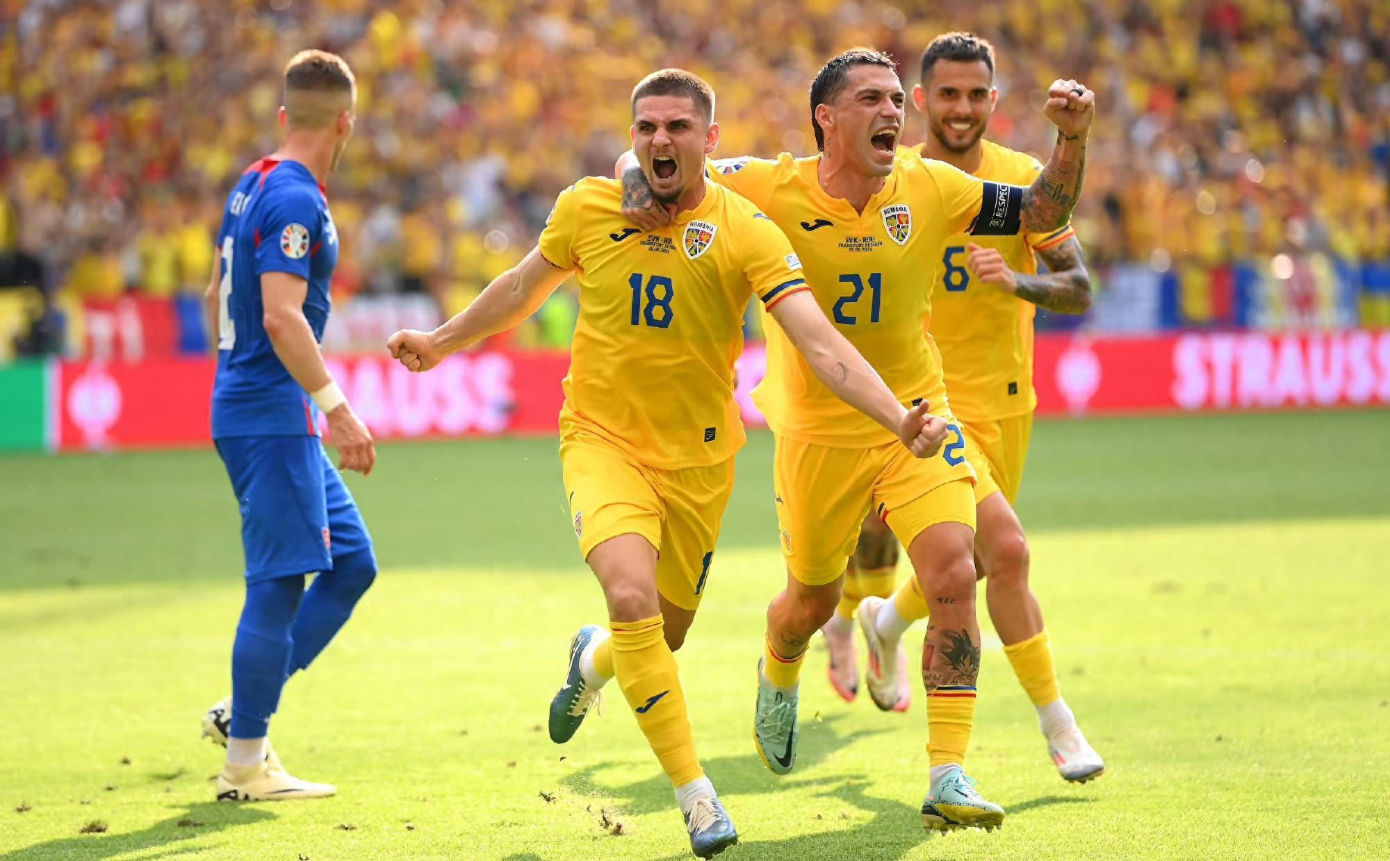 包含法国战平俄罗斯，欧洲杯预选赛小组赛平局的词条