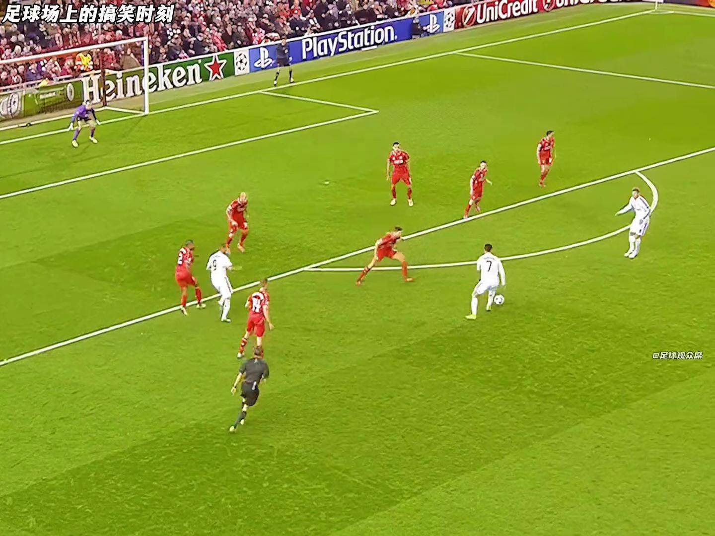 包含欧洲足球赛场再度热闹，场内球员实力挑战的词条